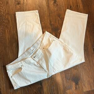 St. John’s Bay White Cropped Jeans Size 20 Coastal Chic Style plus